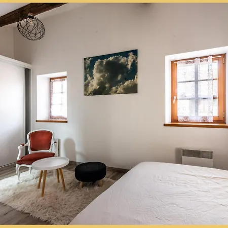 Maison En Duplex I I Leman I Medievale Yvoire