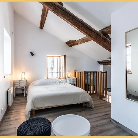 아파트 Maison En Duplex I I Leman I Medievale