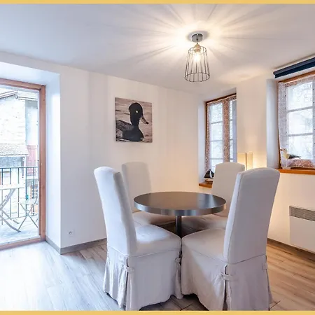 Maison En Duplex I I Leman I Medievale 아파트