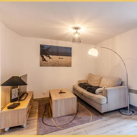 Maison En Duplex I I Leman I Medievale 아파트 이브아르